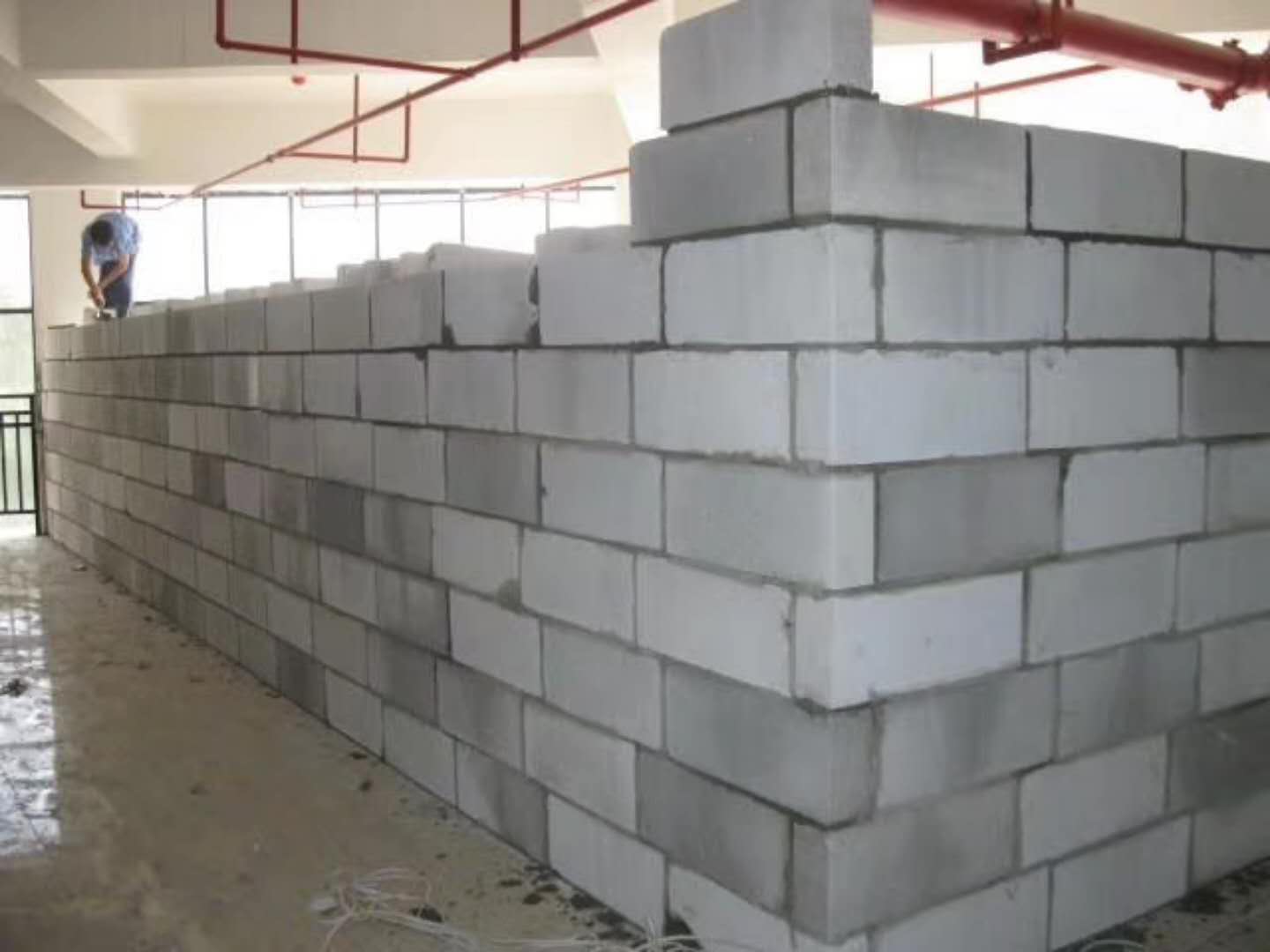 碌曲蒸压加气混凝土砌块承重墙静力和抗震性能的研究
